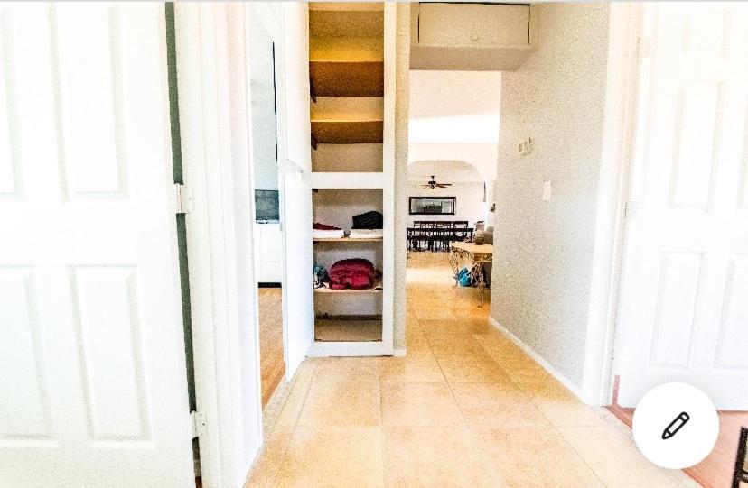 Comfortable Las Vegas Home Away From Home เฮนเดอร์สัน ภายนอก รูปภาพ