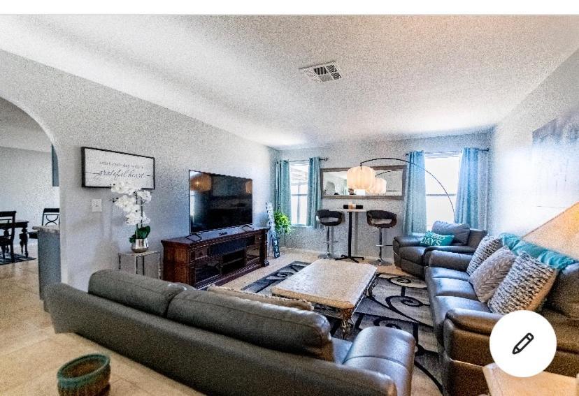 Comfortable Las Vegas Home Away From Home เฮนเดอร์สัน ภายนอก รูปภาพ