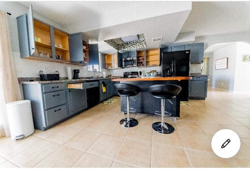Comfortable Las Vegas Home Away From Home เฮนเดอร์สัน ภายนอก รูปภาพ
